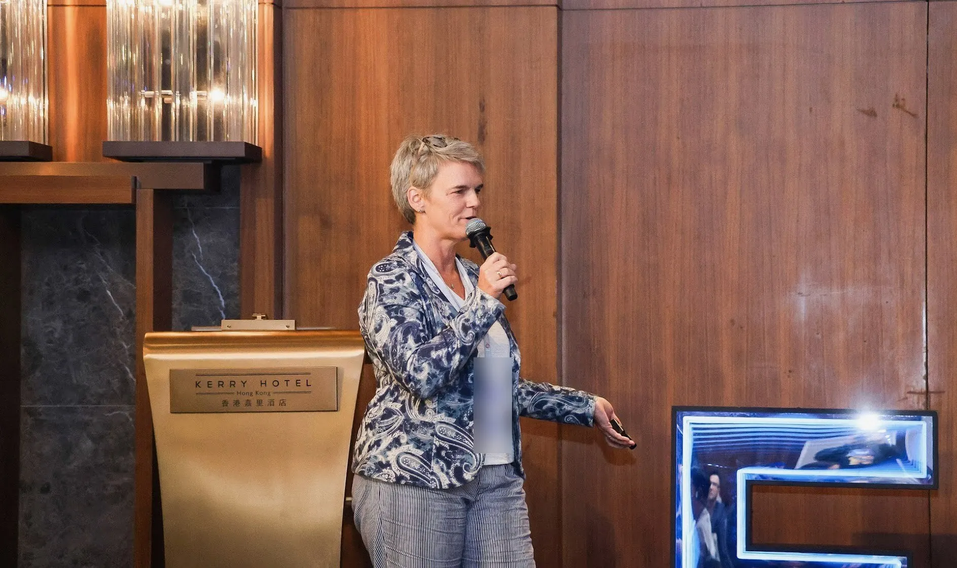 Ivanka Menken facilitating a leadership workshop
